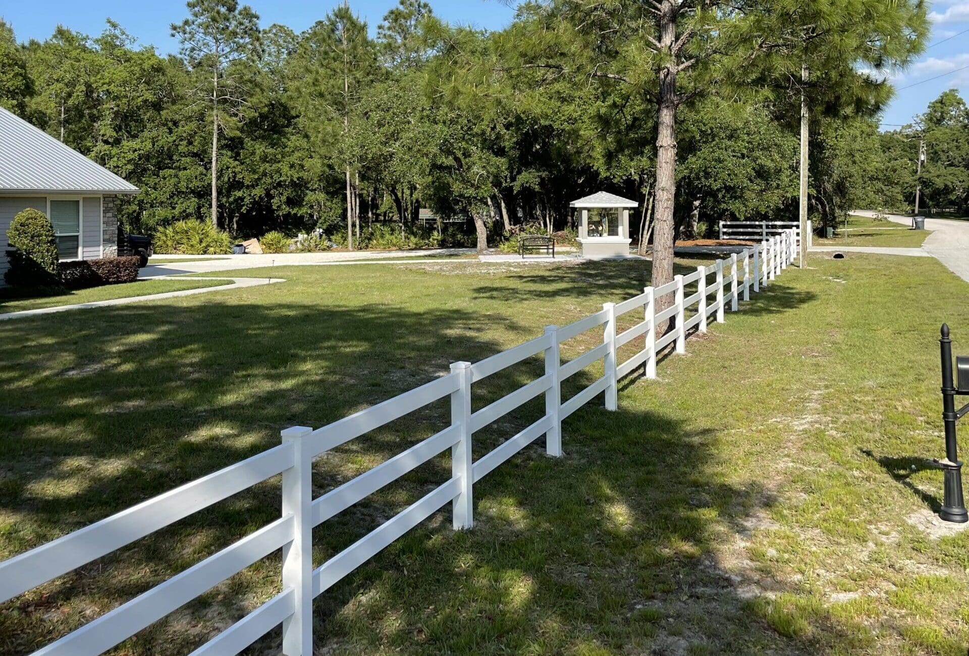 vinyl fence companies